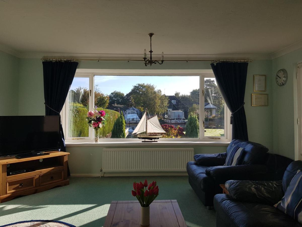 The Willows Wroxham Exterior photo